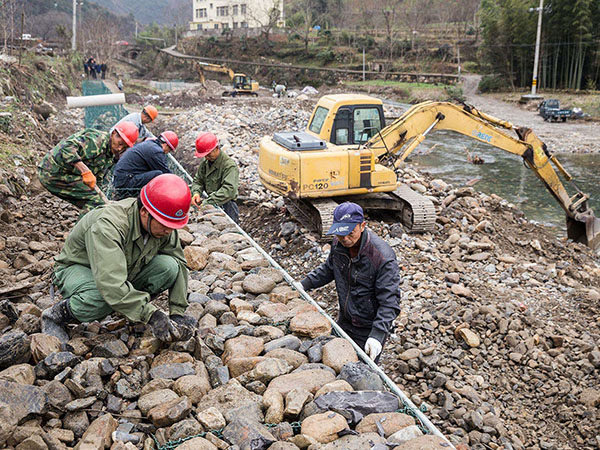 ���ظ��eʯ�\�a(ch��n)Ʒ��ɽ�|��(j��)�Ϻӵ���(y��ng)��